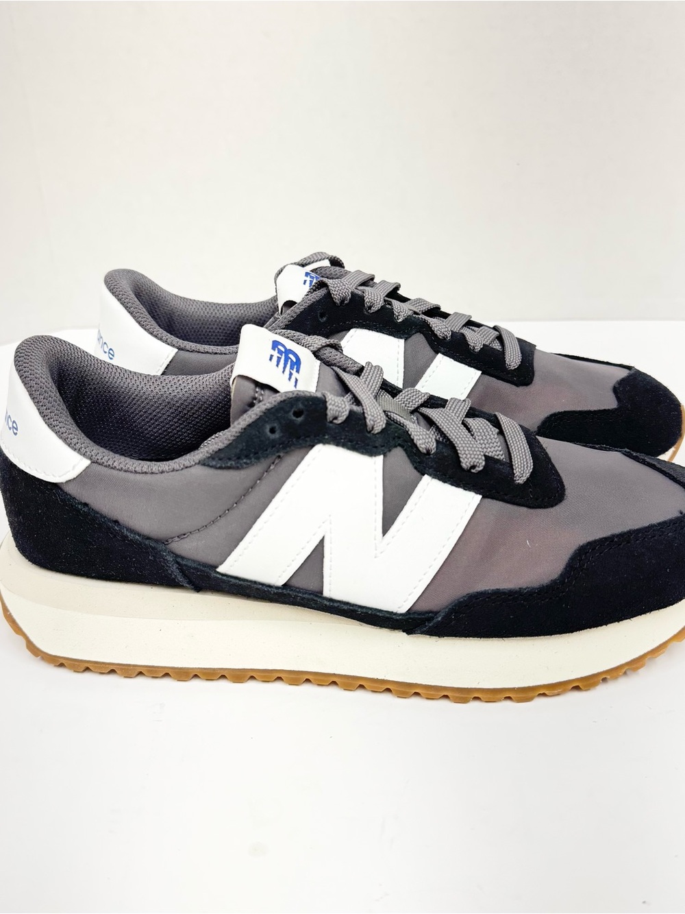 New Balance Men's 237 Running Shoes - Like New